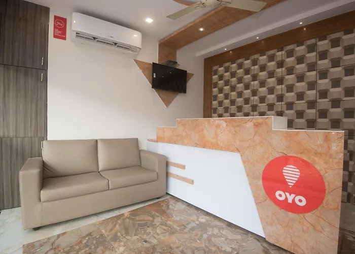 Oyo 14056 Golden Arch Hotel Mumbai